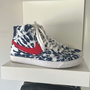 Nike Blazers Mid Vintage Blue Tie -Dye💙🤍